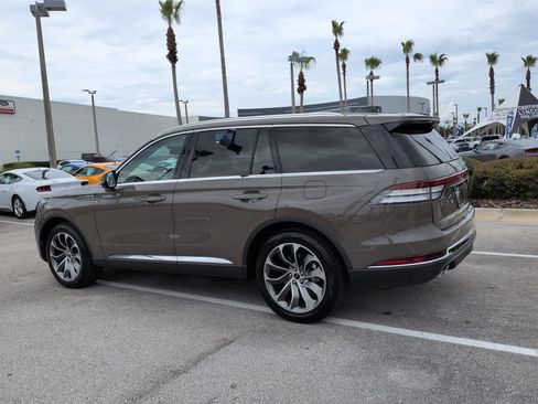 Certified 2026 Lincoln Aviator Reserve AWD/4WD image 6