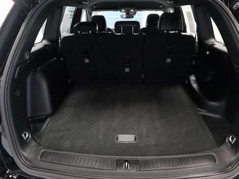 Used 2024 Jeep Grand Cherokee Altitude image 14