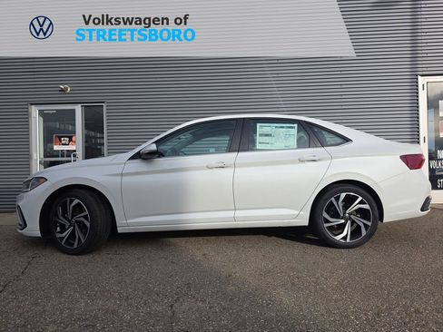 New 2026 Volkswagen Jetta SEL FWD image 1
