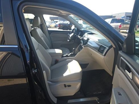 Used 2019 Volkswagen Atlas SEL AWD/4WD image 13
