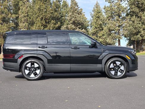 New 2026 Hyundai Santa Fe SE image 3