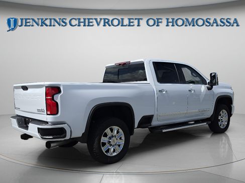 New 2026 Chevrolet Silverado 2500 High Country w/ Technology Package AWD/4WD image 4