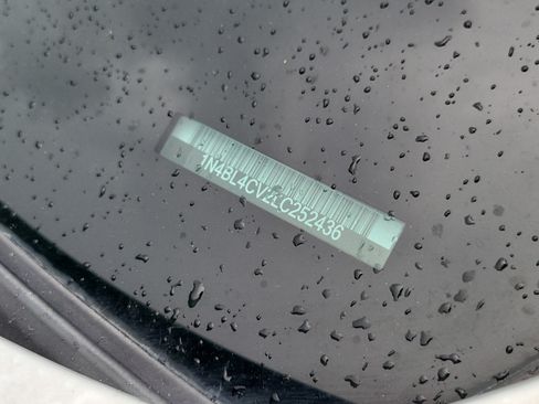 Used 2020 Nissan Altima 2.5 SR FWD image 10