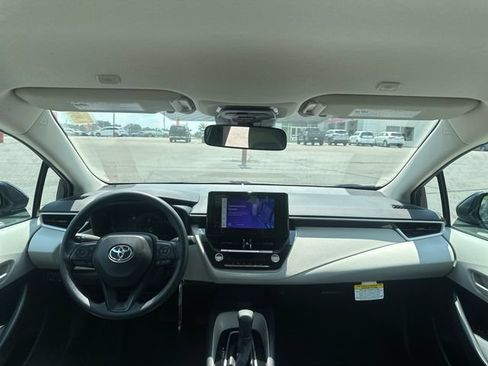 New 2026 Toyota Corolla LE FWD image 10