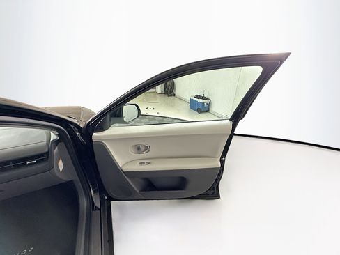 Used 2024 Hyundai Ioniq 5 SEL RWD image 32