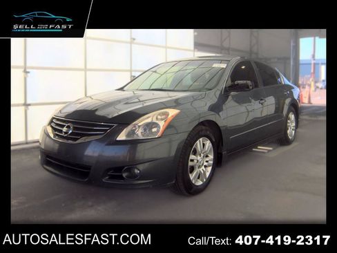 Used 2011 Nissan Altima 2.5 S w/ Special Edition Pkg FWD image 1