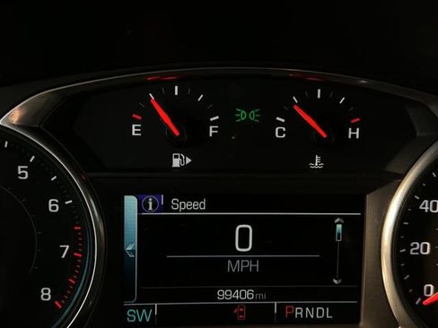 Used 2017 Chevrolet Malibu LT image 14