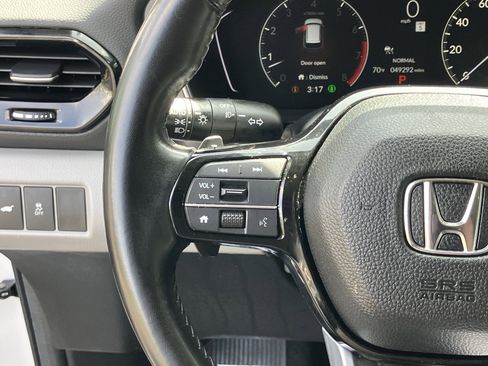 Certified 2025 Honda Pilot EX-L image 21