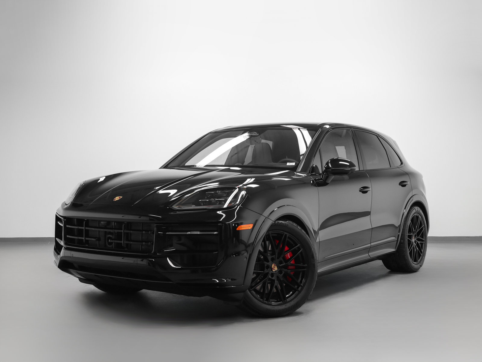 Certified 2026 Porsche Cayenne GTS AWD/4WD image 6