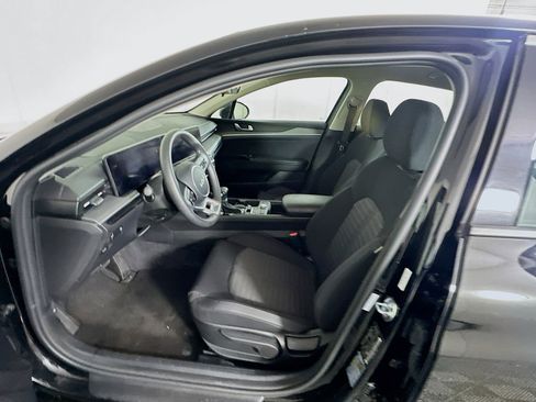 Used 2025 Kia K5 LXS image 13