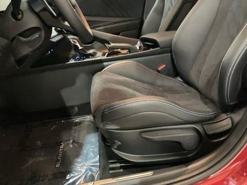 Used 2024 Hyundai Elantra N Base image 10