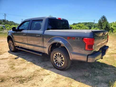 Used 2018 Ford F150 Lariat w/ Equipment Group 502A Luxury AWD/4WD image 8