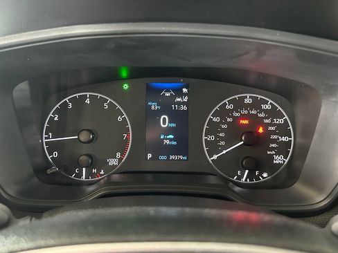 Used 2023 Toyota Corolla Cross LE w/ Moonroof Package FWD image 29