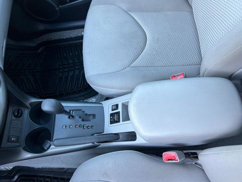 Used 2012 Toyota RAV4 4WD w/ Upgrade Value Pkg image 22