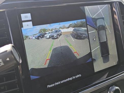 Used 2022 Ford F250 Lariat w/ Tremor Off-Road Package image 11