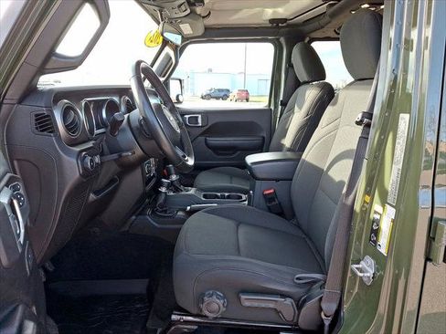 Used 2020 Jeep Wrangler Unlimited Sport S image 11