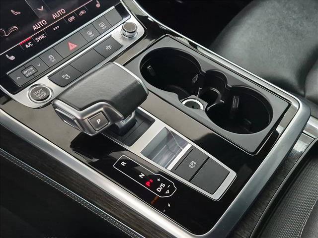 Used 2025 Audi Q7 3.0T Premium Plus AWD/4WD image 12
