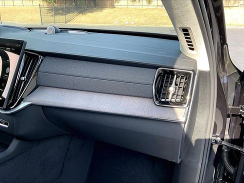 New 2026 Volvo XC90 T8 Ultra w/ Lounge Package image 29