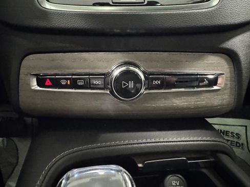 Used 2021 Volvo XC90 T8 Inscription w/ Advanced Package image 20