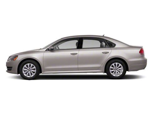 Used 2013 Volkswagen Passat 2.5 S FWD image 3