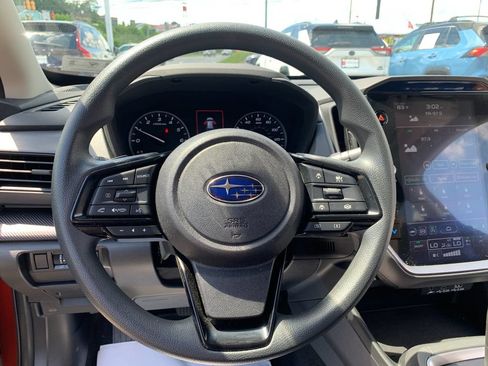 Used 2025 Subaru Crosstrek 2.5i Premium AWD/4WD image 25