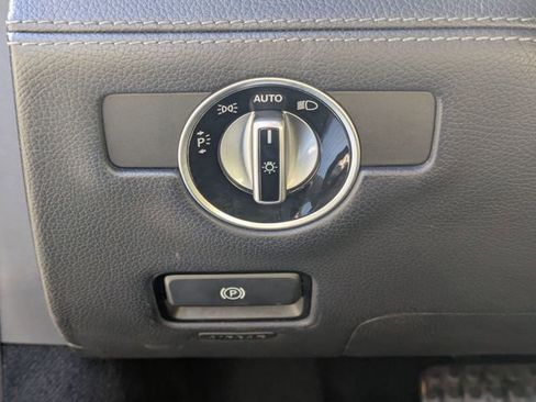 Used 2013 Mercedes-Benz SL 550 SL 550 image 14