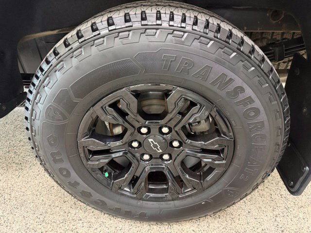 Used 2024 Chevrolet Silverado 1500 ZR2 w/ LPO, Dark Essentials Package AWD/4WD image 9
