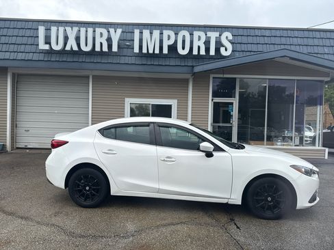 Used 2015 MAZDA MAZDA3 i Touring image 4
