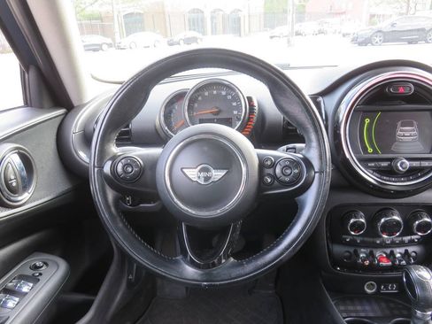 Used 2017 MINI Cooper Clubman ALL4 AWD/4WD image 16