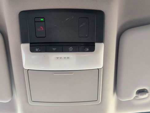 Used 2021 Nissan Rogue SV FWD image 22