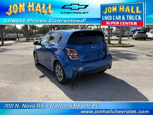 Used 2020 Chevrolet Sonic LT w/ Convenience Package image 8