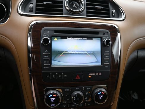 Used 2017 Buick Enclave Leather w/ Enclave Sport Touring Edition image 17