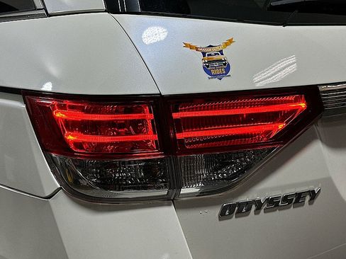 Used 2016 Honda Odyssey EX-L image 36