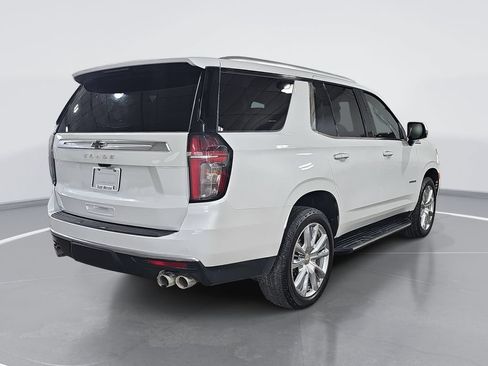 Used 2024 Chevrolet Tahoe High Country AWD/4WD image 3