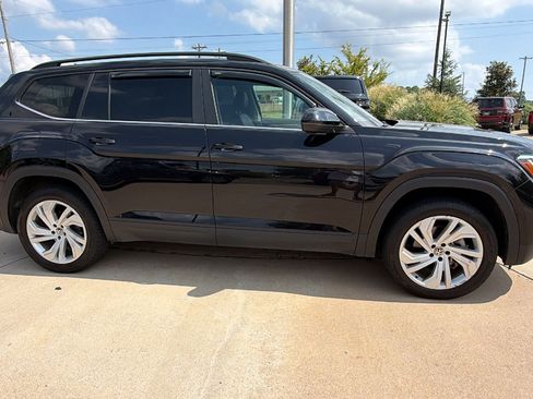 Used 2023 Volkswagen Atlas SE AWD/4WD image 7