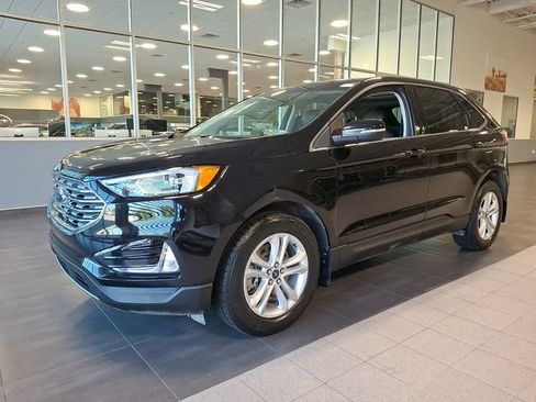 Used 2019 Ford Edge SEL w/ Equipment Group 201A AWD/4WD image 3