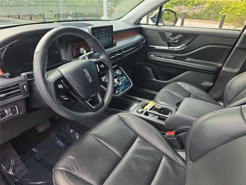 Certified 2022 Lincoln Corsair Reserve FWD image 18