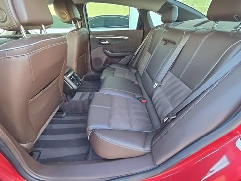 Used 2014 Chevrolet Impala LT FWD image 32
