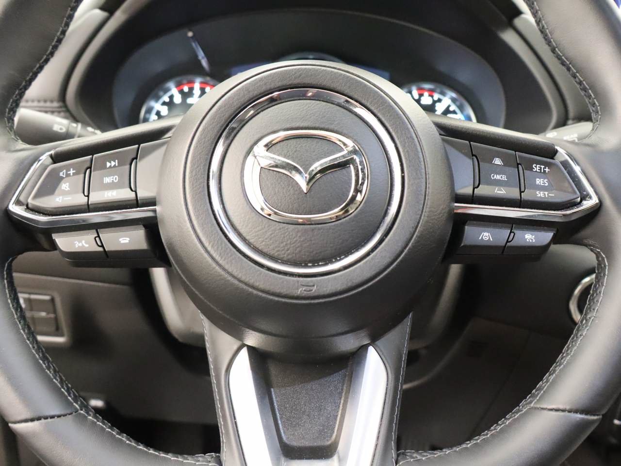 Used 2024 MAZDA CX-5 Signature AWD/4WD image 12