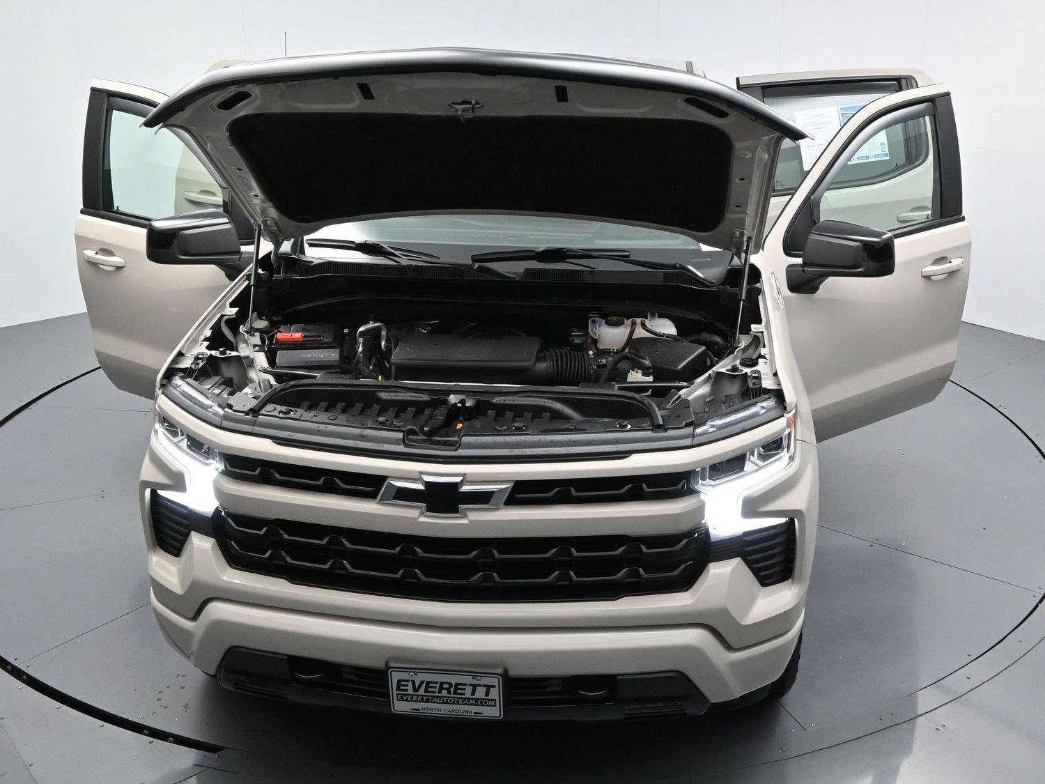 Used 2026 Chevrolet Silverado 1500 RST AWD/4WD image 43