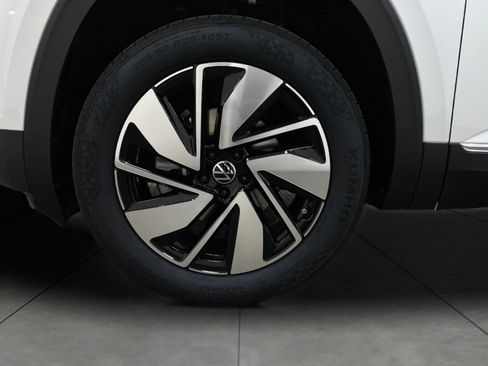 New 2026 Volkswagen Atlas SEL AWD/4WD image 13