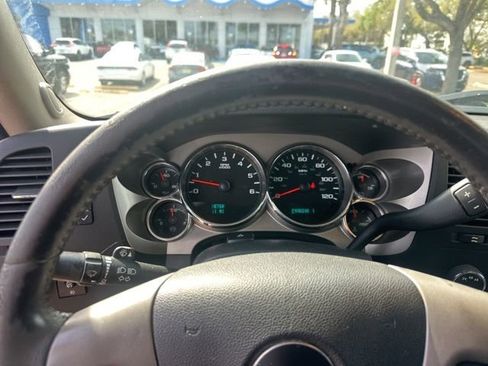 Used 2014 GMC Sierra 3500 SLE w/ SLE Preferred Package image 7