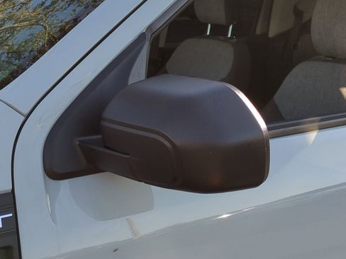 Used 2022 Ford Maverick XLT image 12