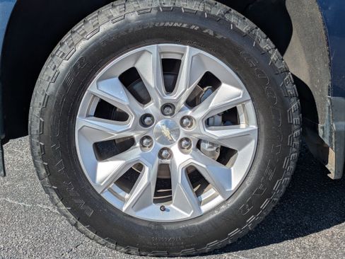 Used 2022 Chevrolet Silverado 1500 Custom image 28