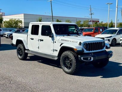 New 2025 Jeep Gladiator Sport