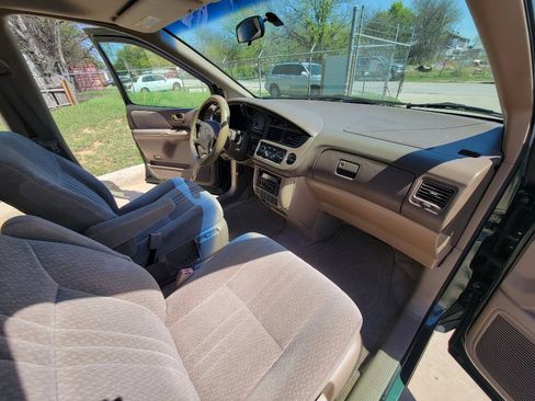 Used 2003 Toyota Sienna CE FWD image 14