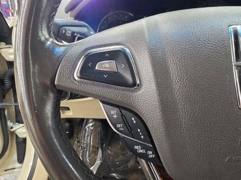 Used 2015 Lincoln MKZ w/ Technology Package FWD image 11