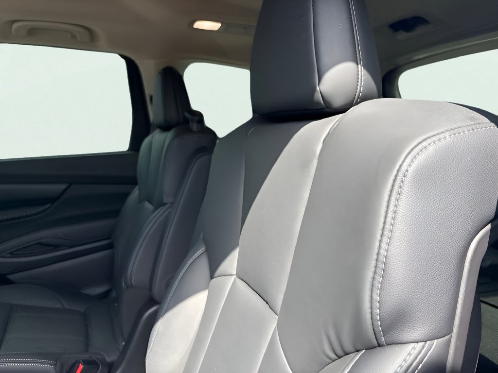 Certified 2026 Subaru Ascent Premium AWD/4WD image 11