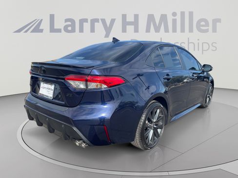 Certified 2026 Toyota Corolla SE w/ SE Package FWD image 5