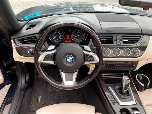 Used 2011 BMW Z4 sDrive35i RWD image 15